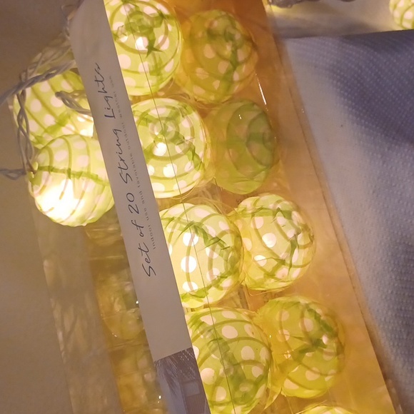 Sanibel home Set of 20 string lights indoor & outdoor weather use - Picture 2 of 6